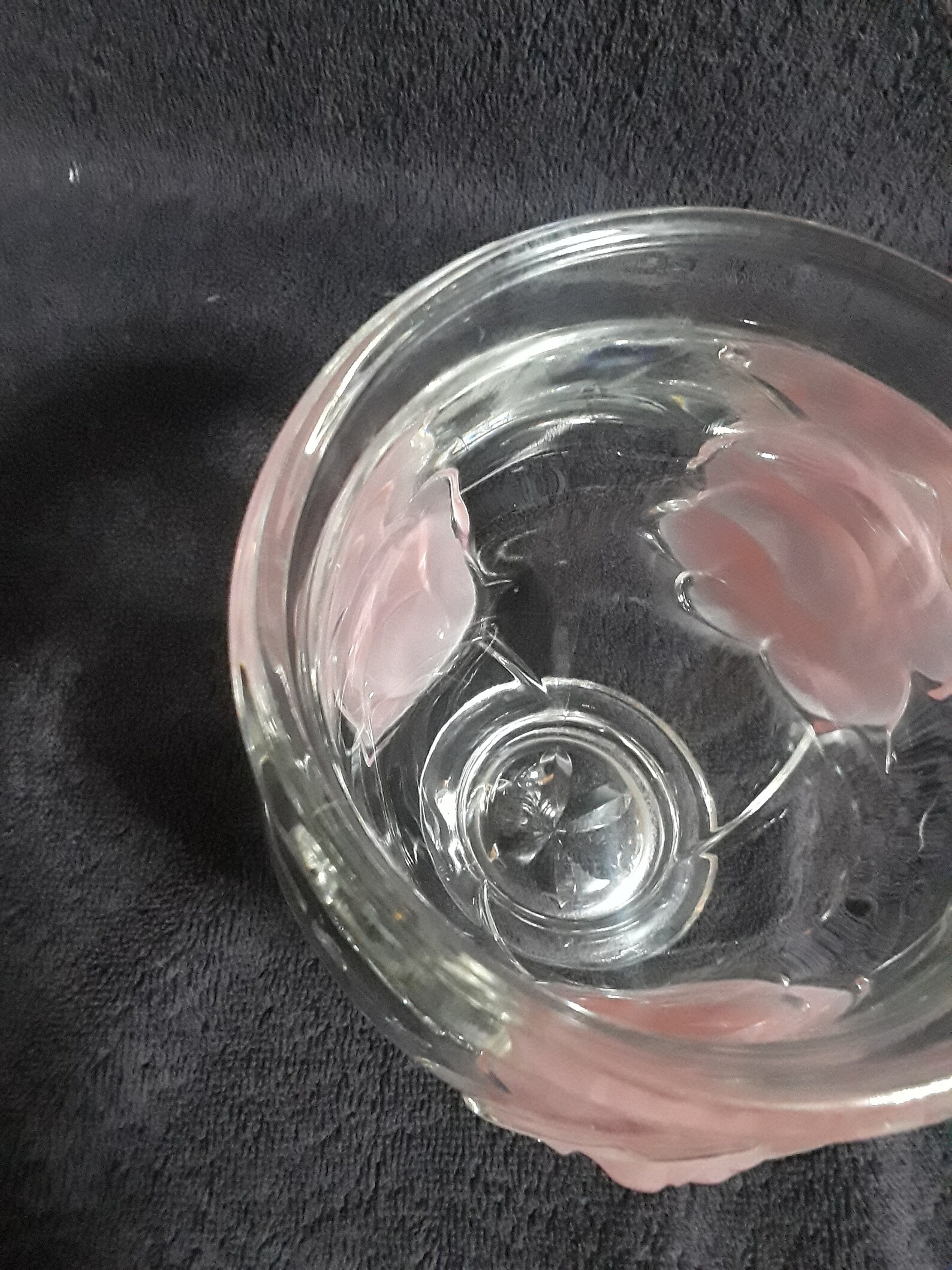 A Teleflora Gift Clear Glass Vase With Pink Frosted Roses, Crystal Look