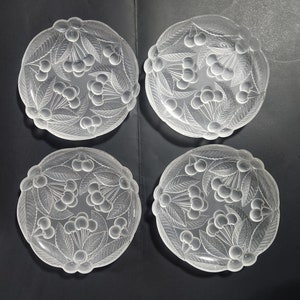 Set of 4 Mikasa Crystal Glass Cocktail/Dessert Plates Featuring Cherries, Made in Japan  **Free Shipping**