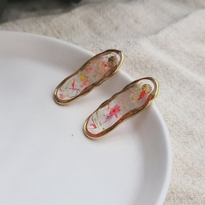 Resin and dried flower earrings| Handmade artisanal creation | very light | women's gift idea