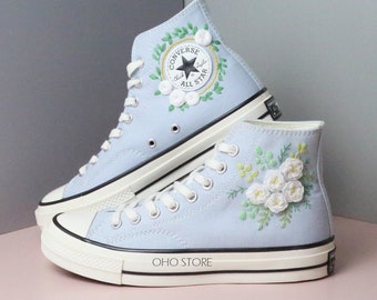 Custom embroidery converse high tops/ Flower embroidered converse shoes / Converse sneakers embroidered with roses for the bride