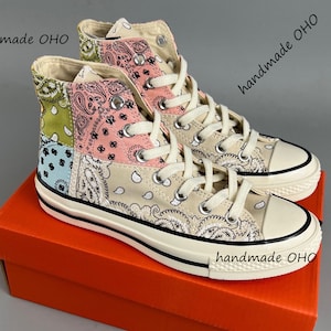 Embroidered converse chuck taylor 1970s/ Converse high tops/Converse space hippie / Gift birthday shoes/ Personalized name and date