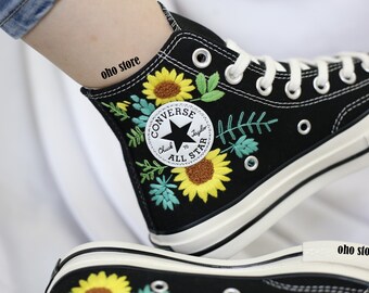 Zapatillas altas Converse con bordado personalizado: zapatos de jardín de  girasoles