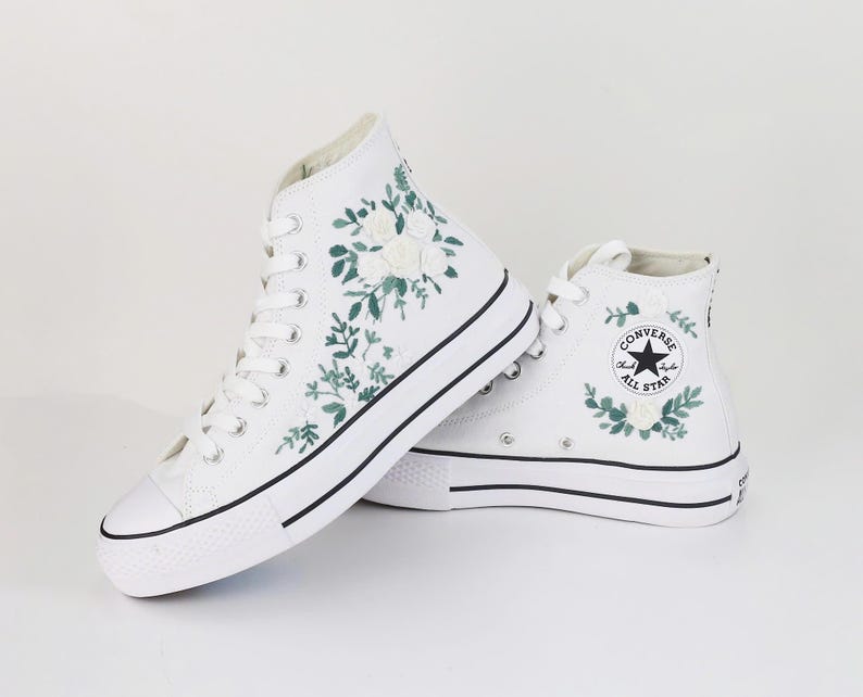 Embroidered Wedding Converse Platform, Custom Bridal Sneakers, Hand Embroidered Bride Shoes, Unique Wedding Shoes for Bride, Gift for Her