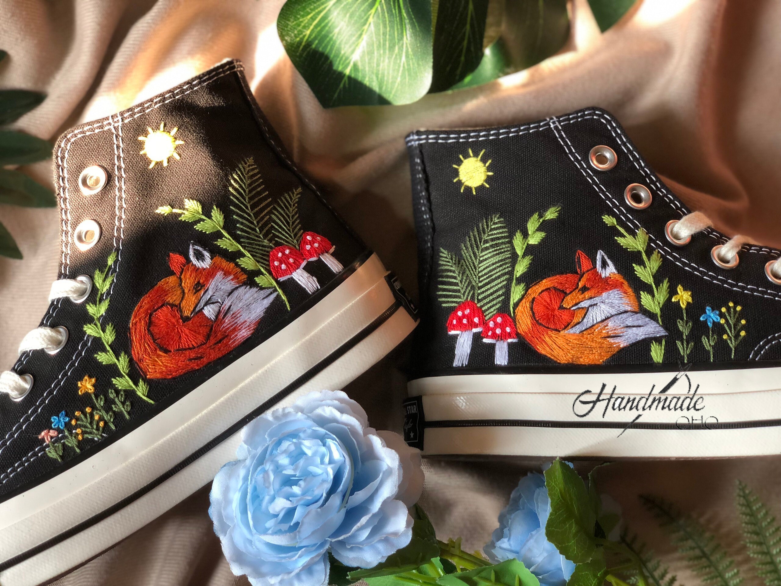 converse embroidered rose