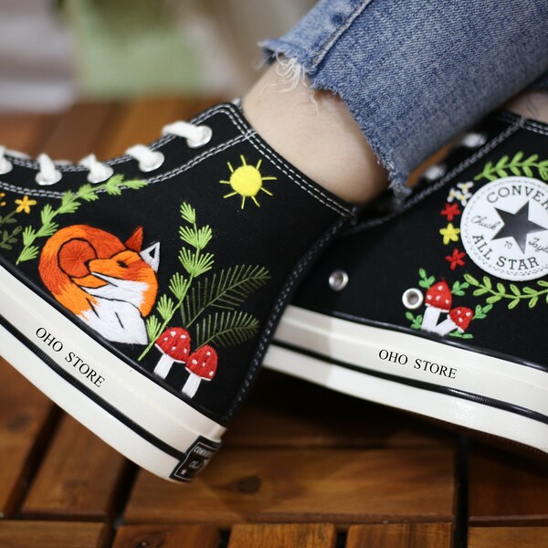 Converse brodée personnalisée pour enfants/Chaussures brodées pour tout-petits/Chaussures d'anniversaire pour filles/Baskets brodées pour enfants/Motifs de broderie pour enfants