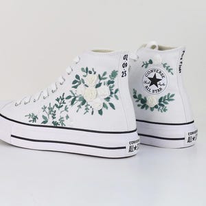 Embroidered Wedding Converse Platform, Custom Bridal Sneakers, Hand Embroidered Bride Shoes, Unique Wedding Shoes for Bride, Gift for Her