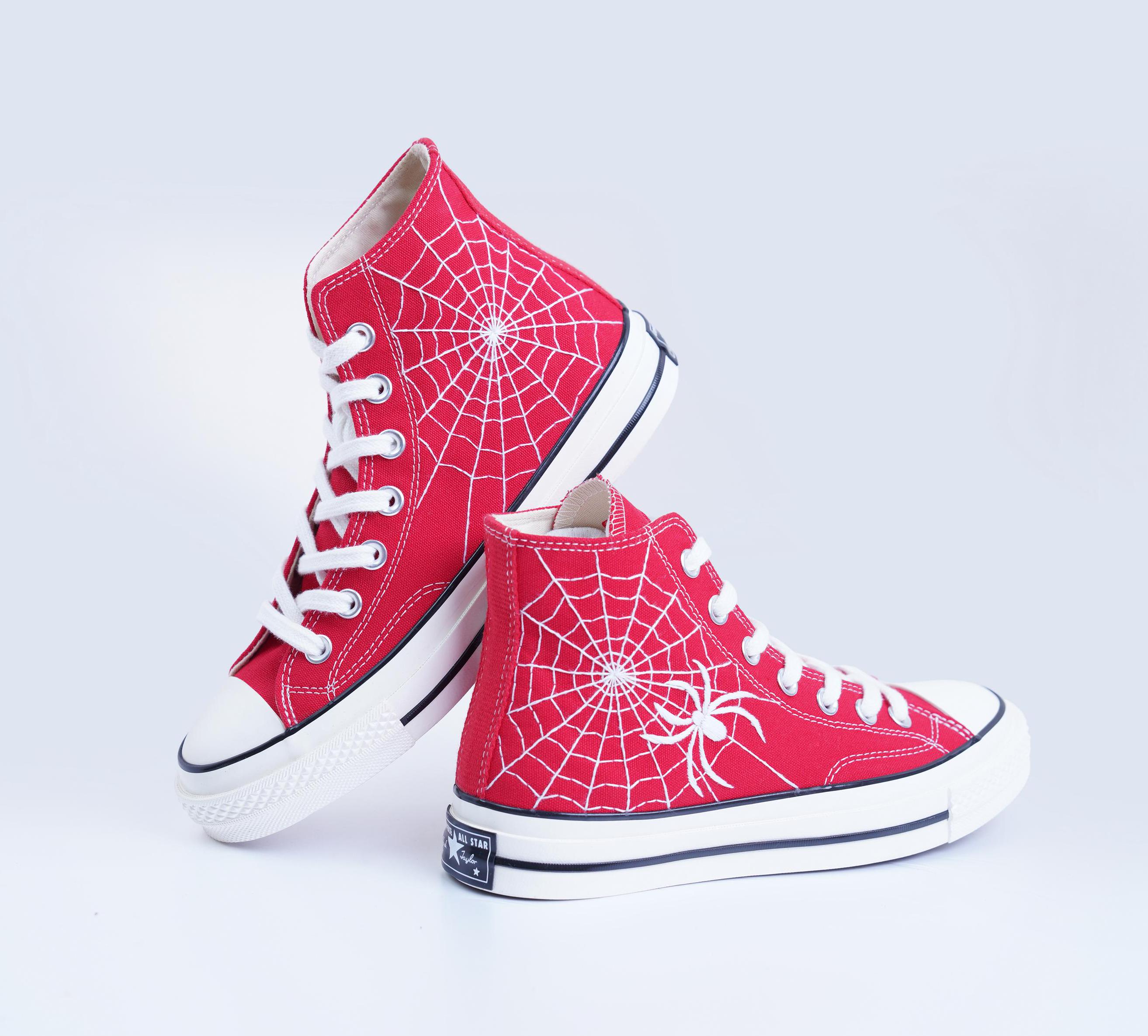 Converse web books online