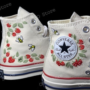 Custom embroidery converse/Strawberry and bees embroidered shoes/Custom converse high tops embroidered strawbery/ Strawberry sneakers gift