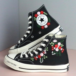 Custom embroidery converse high tops/Flower embroidery shoes/Embroidered converse chuck taylor 1970s/Bridal flower embroidered sneakers
