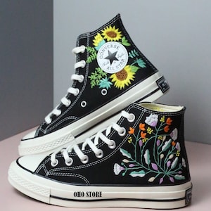 Custom Embroidery Converse, Wedding Flower Embroidered Shoes, Convere High Tops, Sunflower Embroidered Sneakers, Personalized Wedding Date