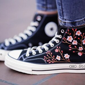 Custom Embroidery converse/Cherry blossom embroidered shoes/ Converse chuck taylor 1970s embroidered flower/ personalized bridal sneakers