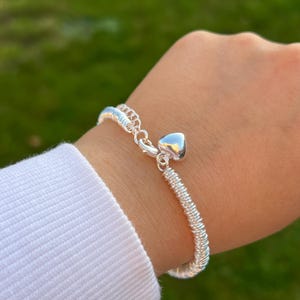 Bracelet chaîne fin pour femme, petit bracelet coeur, jonc fin réglable, cadeau pour elle, cadeau Saint-Valentin