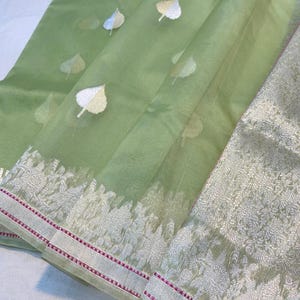 Handcrafted Indian handloom pure banarasi kora silk saree | Tissue silk saree | Gift for her |  Saree for mehandi