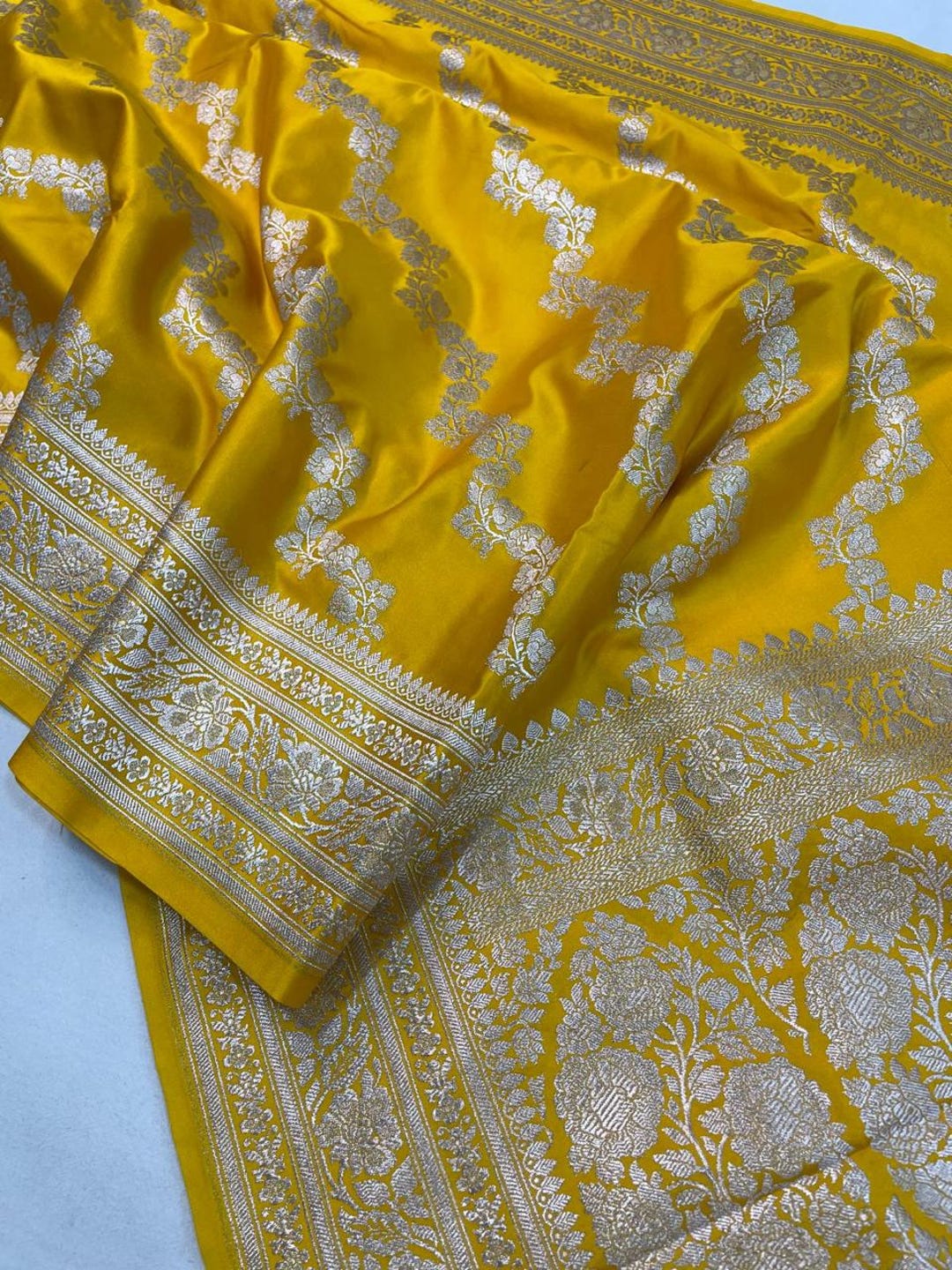 Mashru silk saree with Sindhu Ghaat zari weaving and blouse piece for women