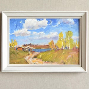 Pintura a óleo original de paisagem emoldurada. Paisagem ensolarada de outono com árvores e casas perto do rio. Belas artes impressionistas. Única