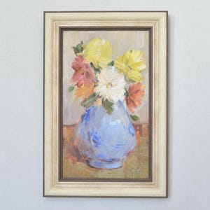Original Floral Oil Painting: Impressionist Chrysanthemums in Vintage Vase, Framed