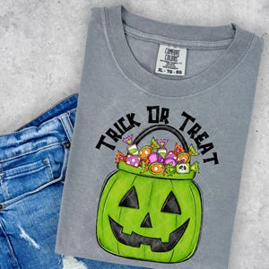 Trick or Treat candy  bucket, Spooky Season, Ghost, Halloween, Glitter, Digital PNG file. INSTANT DOWNLOAD. dtf sublimation stickers