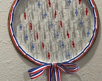 Chicken Wire Beaded Suncatcher