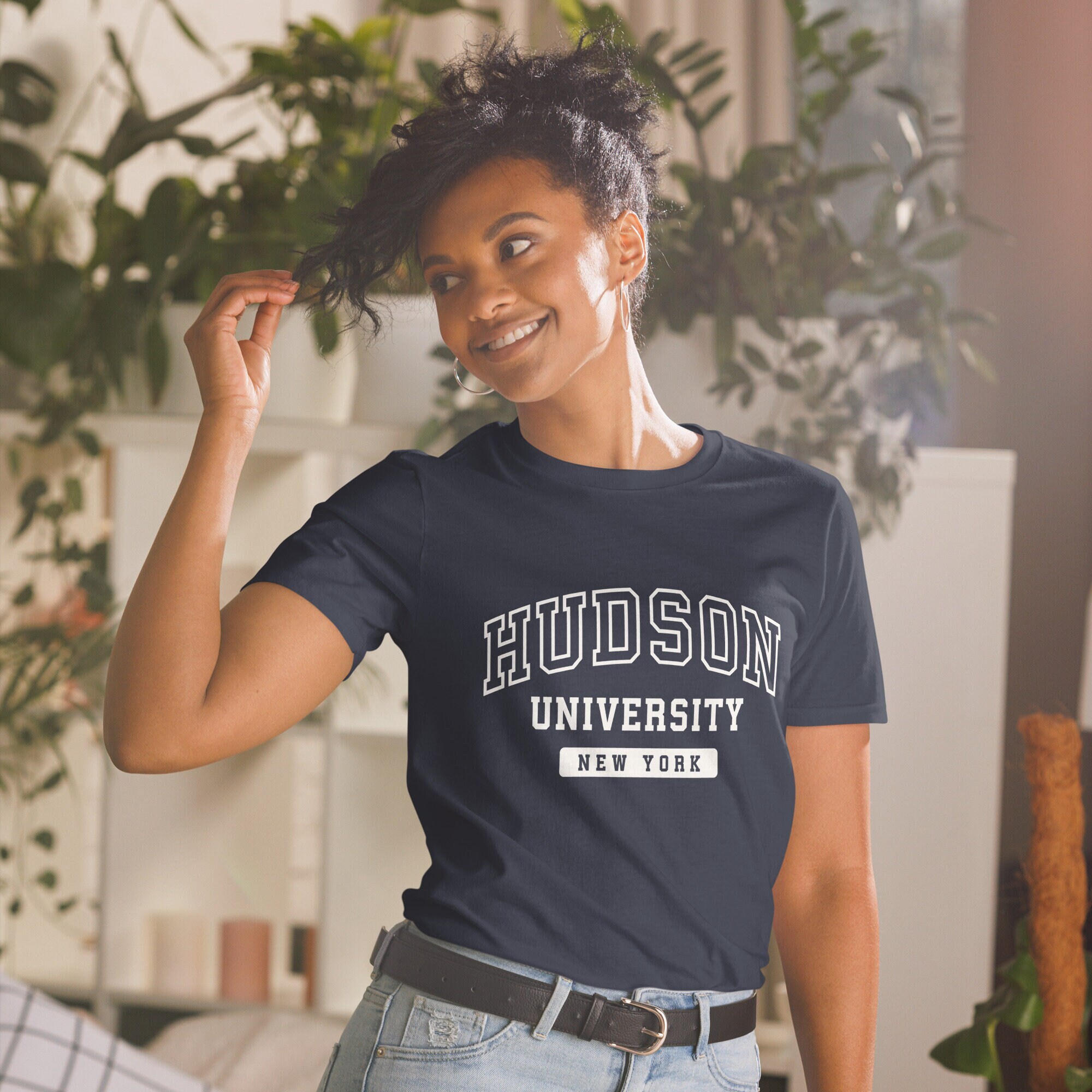 【oan】University Washing Short Sleeve T-Shirt University of North Carolina Wilmington UNCW Text Logo Short