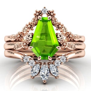 Pestal Floral Coffin Shaped Peridot Engagement Ring Set 14k Rose Gold Peridot Leaf Style Wedding Ring Set 925 Silver Peridot Bridal Ring Set