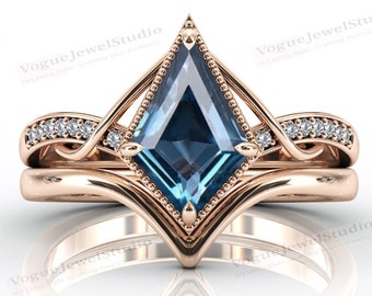 Vintage Kite Shaped London Blue Topaz Engagement Ring Set 14k Gold Blue Topaz Art Deco Wedding Ring Set Women Antique 2Piece Bridal Ring Set