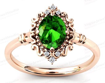 Vintage Tsavorite Garnet Engagement Ring Art Deco Filigree Green Garnet Wedding Ring for Women Antique Garnet Bridal Ring Anniversary Gift