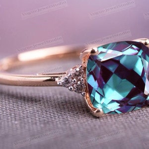 Color Changing Alexandrite Engagement Ring Cushion Cut Alexandrite Antique Wedding Ring Art Deco Alexandrite Bridal Promise Ring For Women