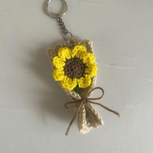 Chaveiros de letras amigurumi de crochê feitos à mão, chaveiros de bolsa para presente surpresa para amigos, chaveiros de crochê personalizados