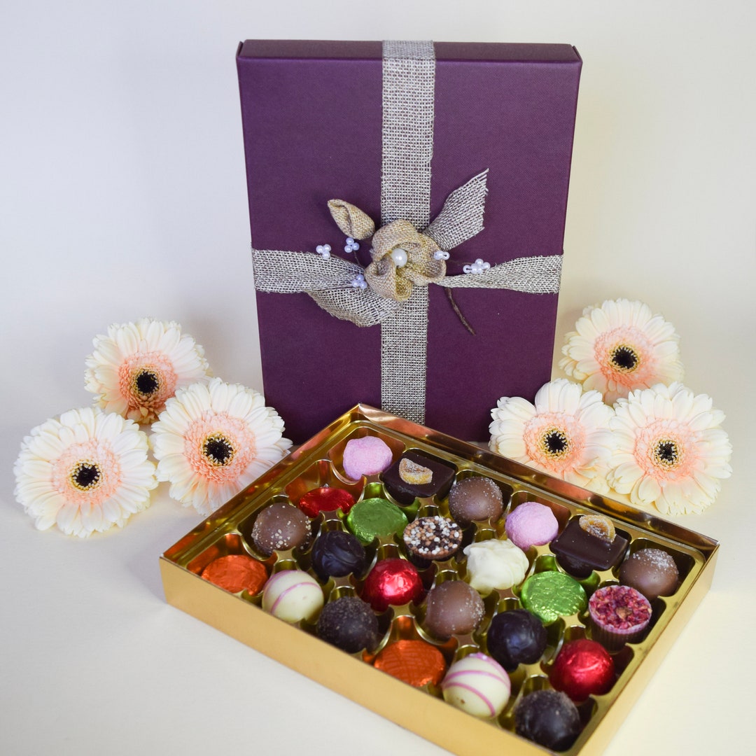24 Luxury Chocolate Truffle Selection, A Rich Collection of Truffles