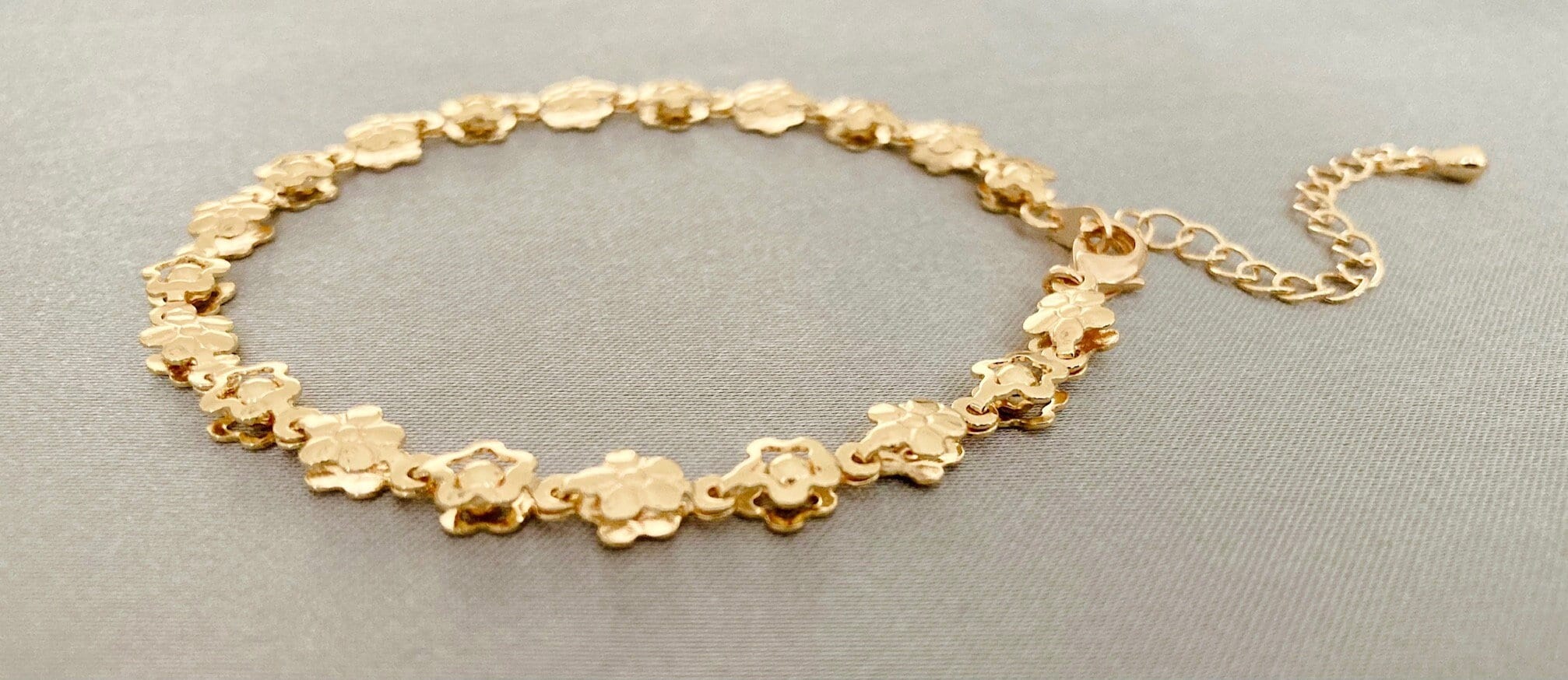 18k Gold Plated Five Petal Flower Bracelet Elegant Five Flower