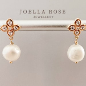 18K Gold Flower Pearl Drop Earrings, Cubic Zirconia, Baroque Pearl Drop Earrings, Gift for Her