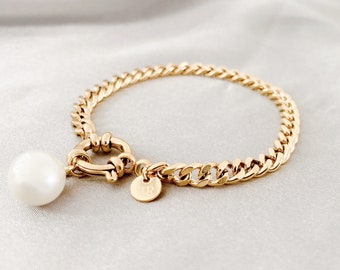 18k Gold Curb Bracelet, Pearl Charm, PVD Coated, Statement Bracelet, Stainless Steel, Charm Bracelet, Everyday Bracelet