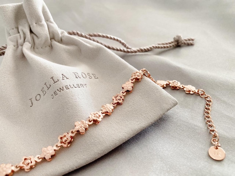 18K Rose Gold Flower Bracelet, Delicate Floral Bracelet, Gift for Her