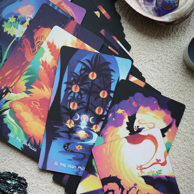 Glimmer Walker Tarot Deck v2: 78-Card RW Deck with Gilded Edges image 7