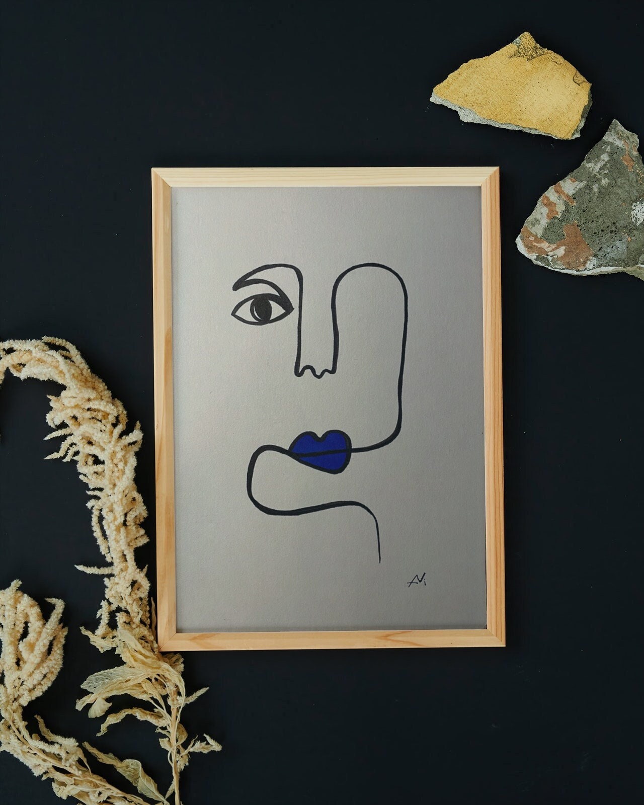 Visage Minimaliste