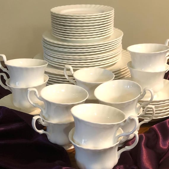 Royal Albert Reverie, Vintage, All White, 5 Piece Place Settings