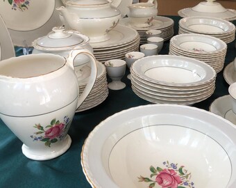 Myott Son Co Ltd. (1930's) Dinner Service for 12 + Serving