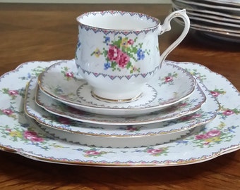 68pc Royal Albert Petit Point England - 8 Piece Setting for 8 (770 CDN) other individually priced pieces available