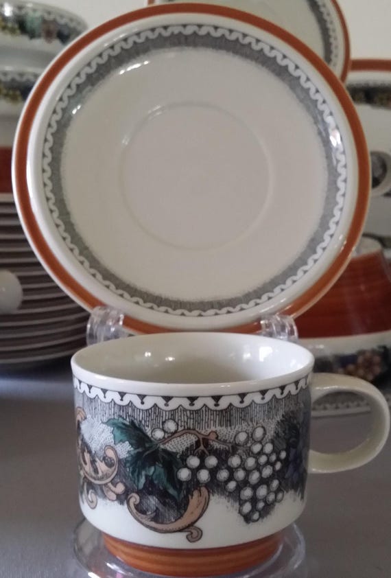 Goebel 66513987 Service à café en Porcelaine Motif Amateur de Vie Multicolore 20 x 10 x 7,5 cm