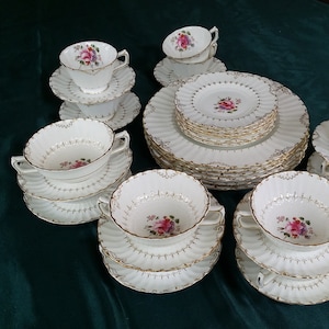 Rare Find, 36 pc. Royal Crown Derby, Ashby 6 pc. Dinner service for 6. Pattern RCDASH