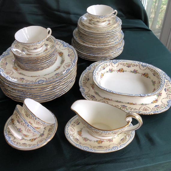 Minton 1793, Pattern S-41, Rare, Gorgeous Colours, Craftsmanship