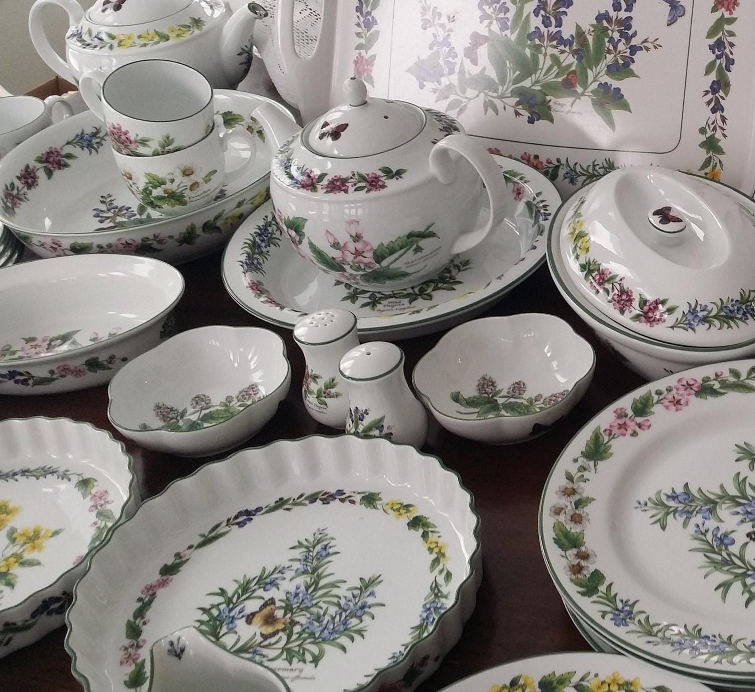 Royal Worcester Herbs Pattern, Vintage Excellent Condition, Open