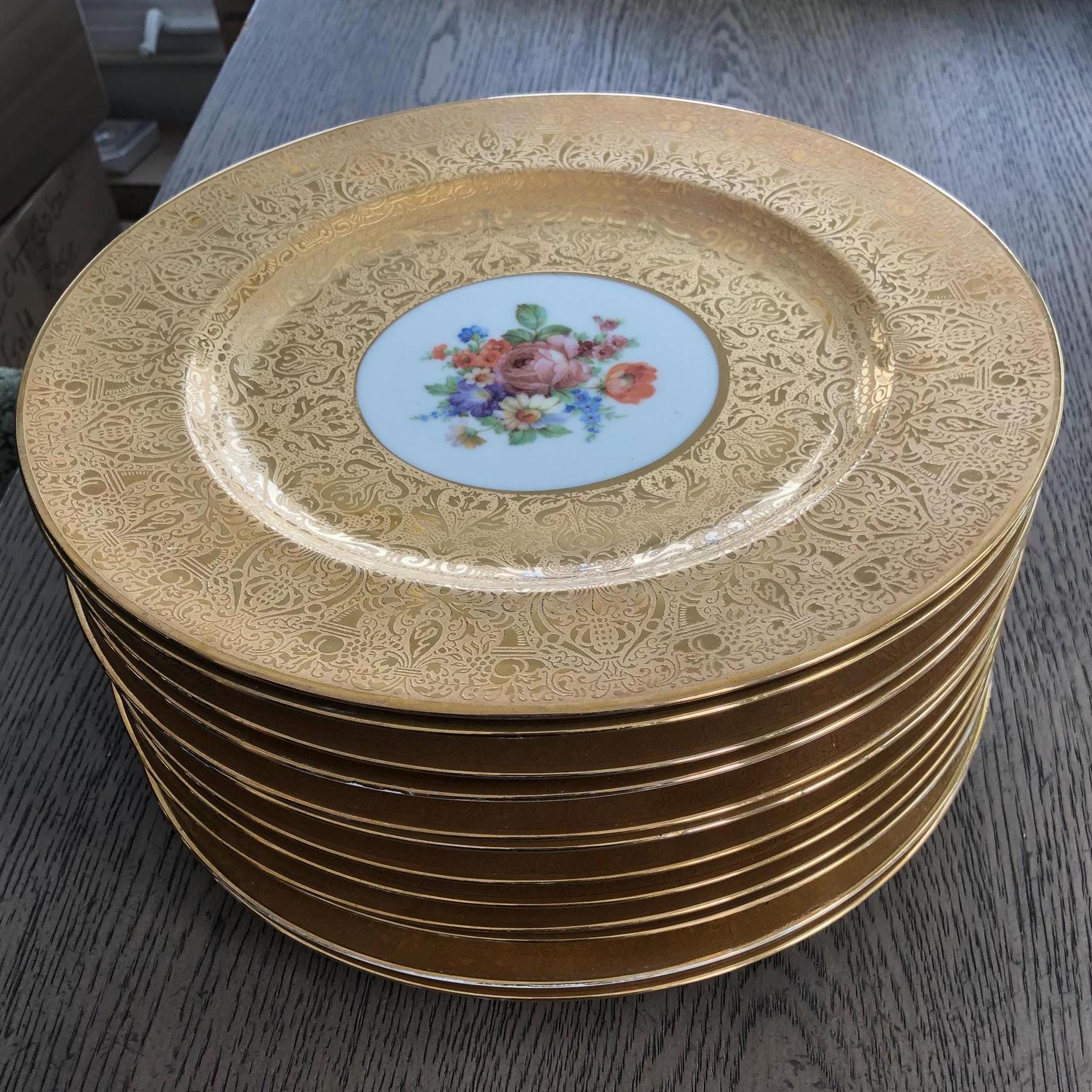 ドイツ製 Hutschenreuther ペールピーチ 金彩 美しいレリーフ5枚 Royal Bavarian Hutschenreuther SELB, HUT 660, 22 Carat Gold