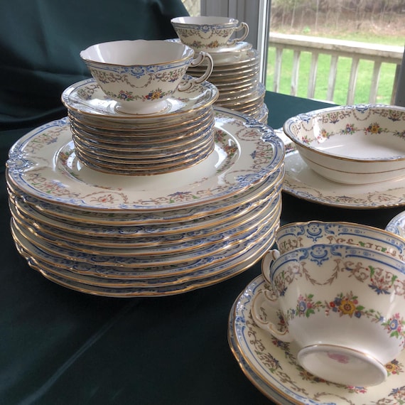 Minton 1793, Pattern S-41, Rare, Gorgeous Colours, Craftsmanship