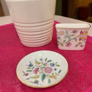 Minton Haddon Hall Cigarette set