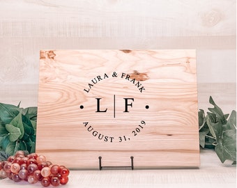 Personalized Engraved Cutting Board with Couple Monogram, Wedding Gift, Housewarming Gift, Anniversary Gift, Custom