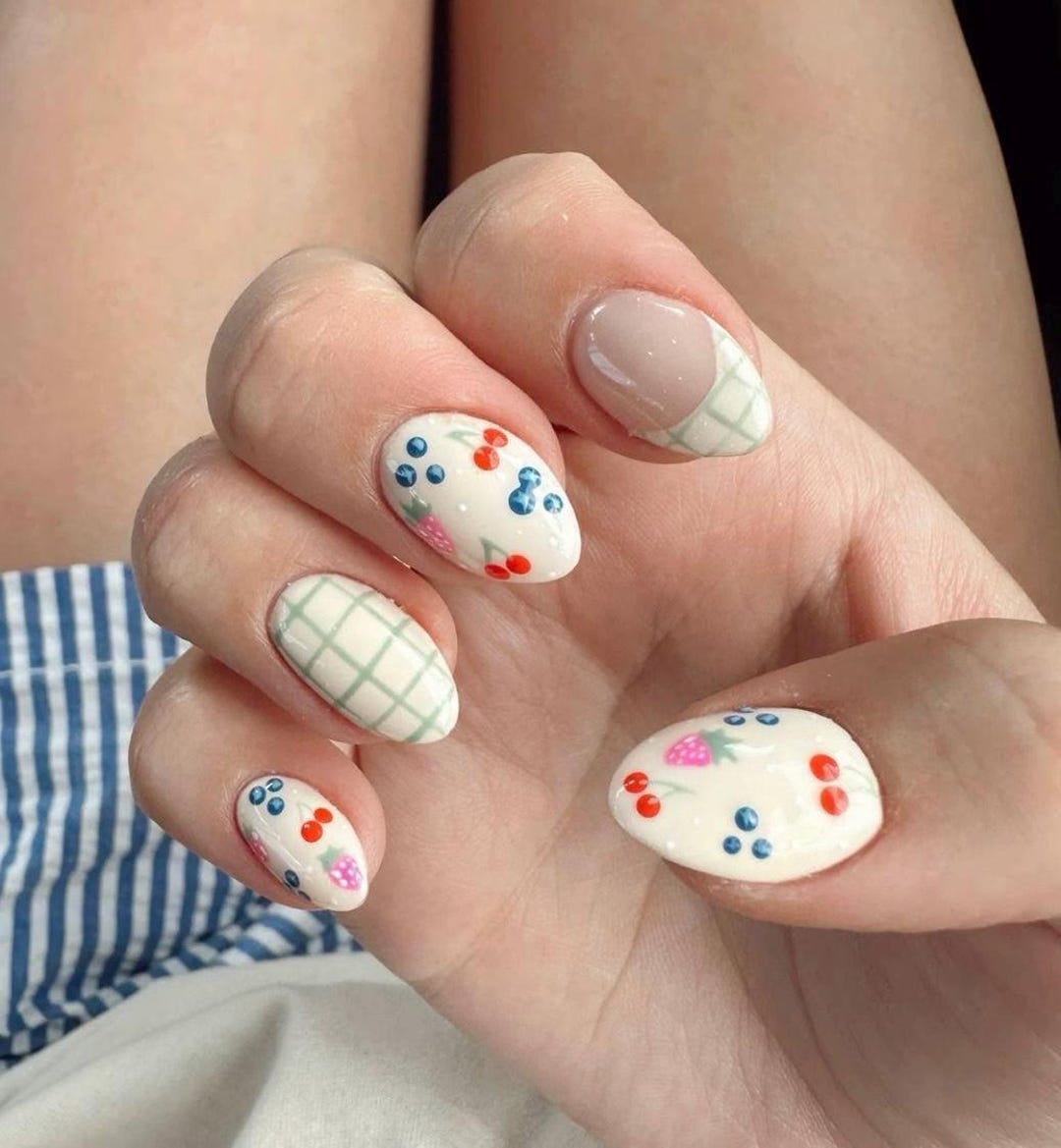 Press on Nails, Reusable Press Ons, Spring Nails, Short Nails, French