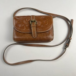 Patricia Nash Olive Floral Sling Belt Bag with Tan Accents with Dust Bag-NWT Patricia Nash Erinia Belt Bag Crossbody | HSN main image 4