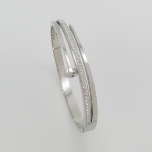 Bracelet Femme Clou Scintillant 6*5cm | Bijoux Clou Jonc Argenté ou Doré avec Strass en Acier Inoxydable | Cadeau Femme Élégant