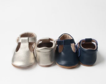 Soft Sole Leather Traditional T-Bar Baby Shoes in Navy Blue and Gold. Pre walker shoes for girls and boys, a perfect gift for baby & toddler